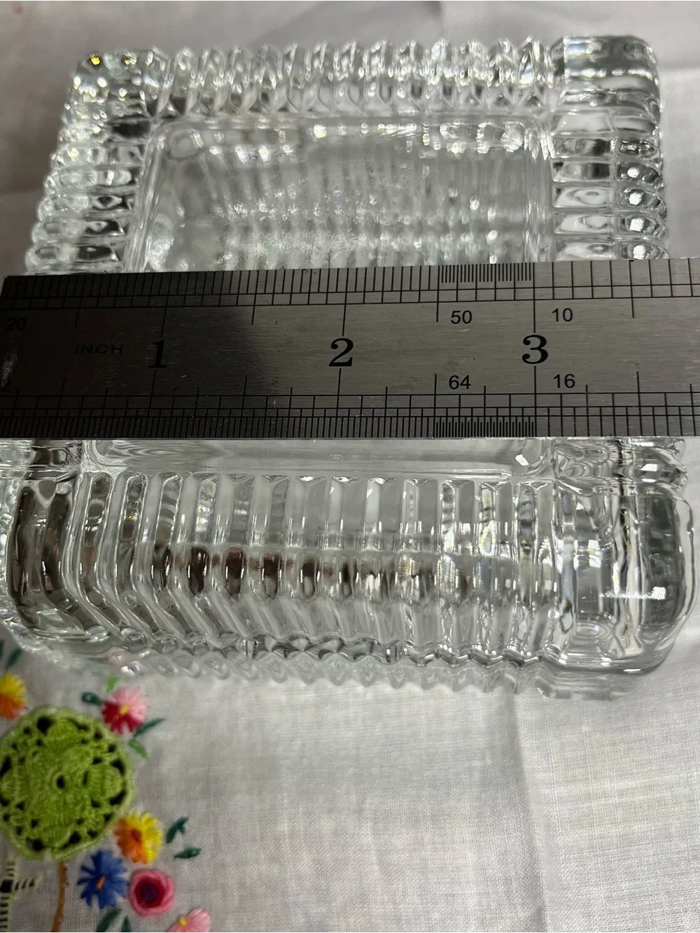 VINTAGE GLASS TRINKET BOX LIDDED SQUARE CLEAR RIBBED COLLECTIBLE MEMORABILIA
